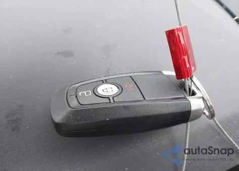 2022 Ford Maverick Lariat z USA, uszkodzony, nr VIN 3FTTW8F92NRB13312